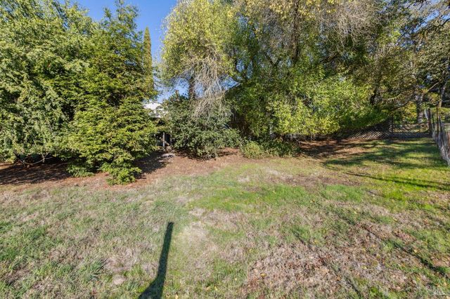 4050 Sonoma Mountain Rd, Santa Rosa, CA 95404
