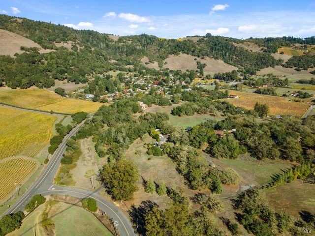4050 Sonoma Mountain Rd, Santa Rosa, CA 95404