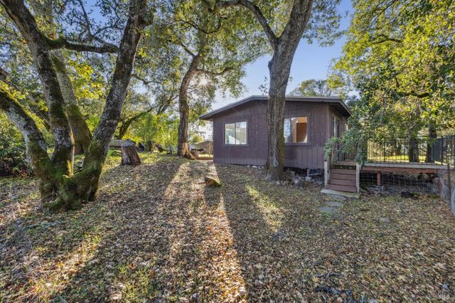 4050 Sonoma Mountain Rd, Santa Rosa, CA 95404