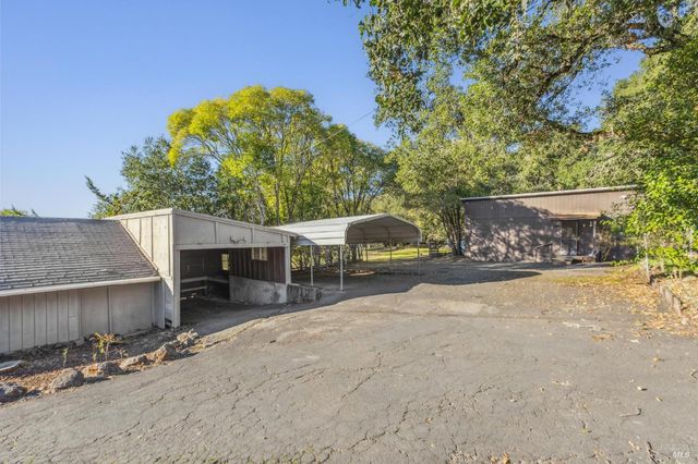 4050 Sonoma Mountain Rd, Santa Rosa, CA 95404