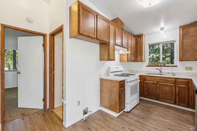 4050 Sonoma Mountain Rd, Santa Rosa, CA 95404