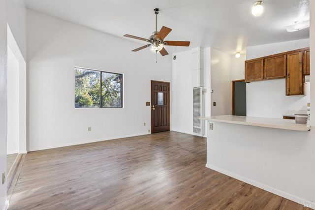 4050 Sonoma Mountain Rd, Santa Rosa, CA 95404