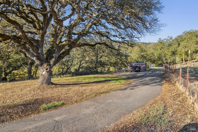 4050 Sonoma Mountain Rd, Santa Rosa, CA 95404