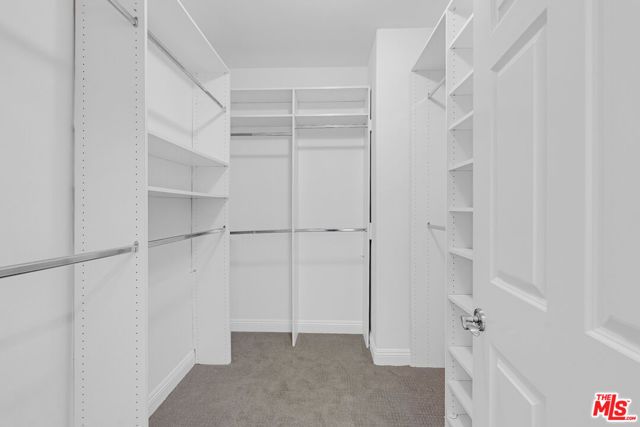 143 N Arnaz Drive 304, Beverly Hills, CA 90211