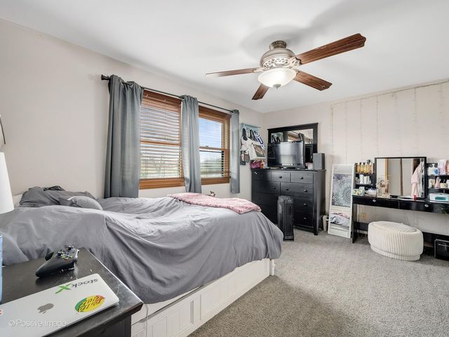 612 Stuart Drive, Carol Stream, IL 60188