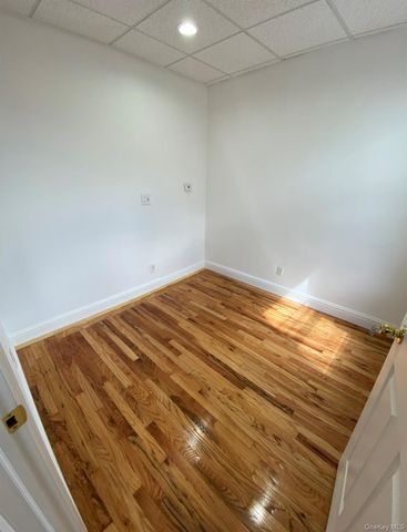 40-28 82nd Street 2, Elmhurst, NY 11373