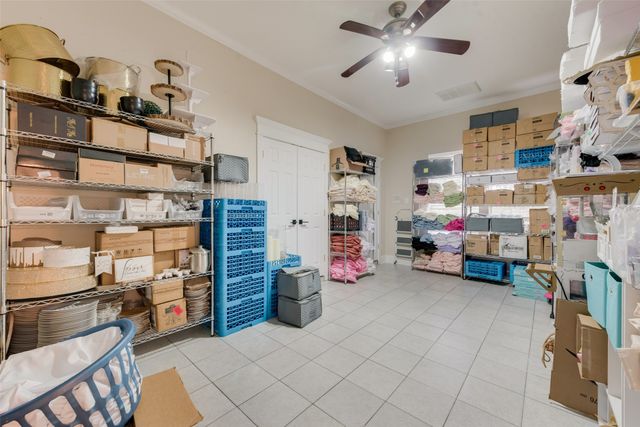 2100 Lakeridge Circle, Ennis, TX 75119