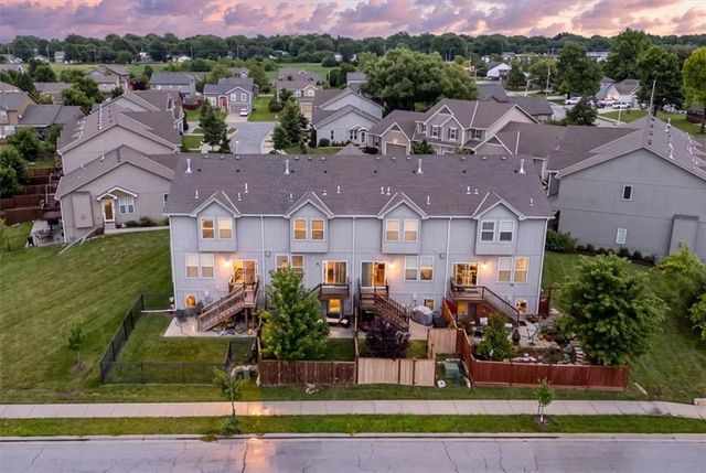 744 W Shawnee Court, Gardner, KS 66030