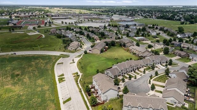 744 W Shawnee Court, Gardner, KS 66030