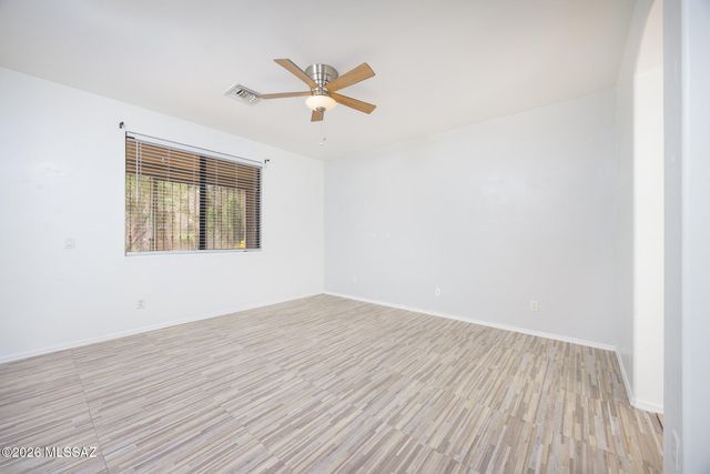 222 E Calle Del Capullo, Green Valley, AZ 85614