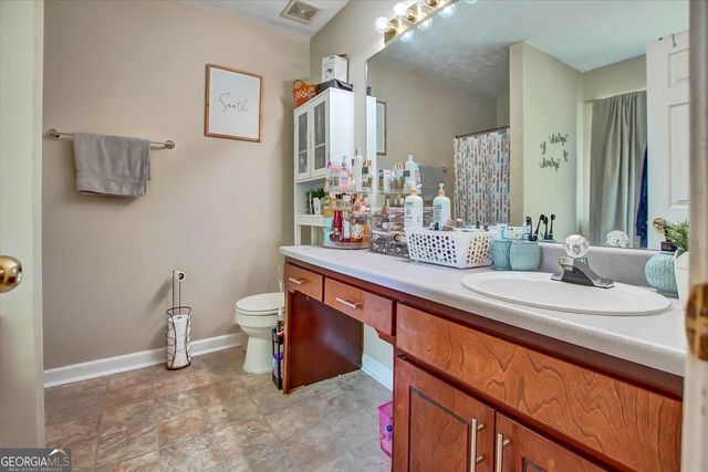 140 Greenleaf Drive, Hampton, GA 30228