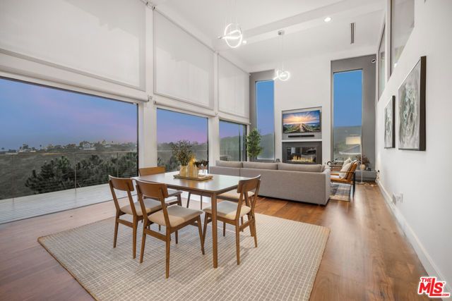 1735 Summitridge Drive, Beverly Hills, CA 90210