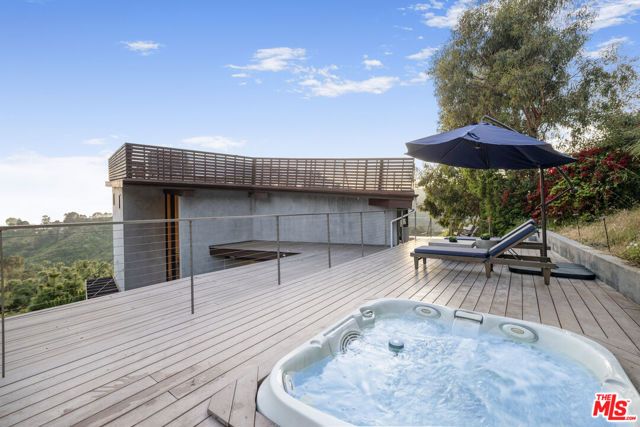 1735 Summitridge Drive, Beverly Hills, CA 90210