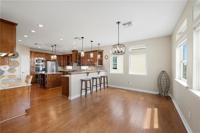 853 Oceanside Dr, Port Aransas, TX 78373