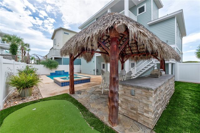 853 Oceanside Dr, Port Aransas, TX 78373