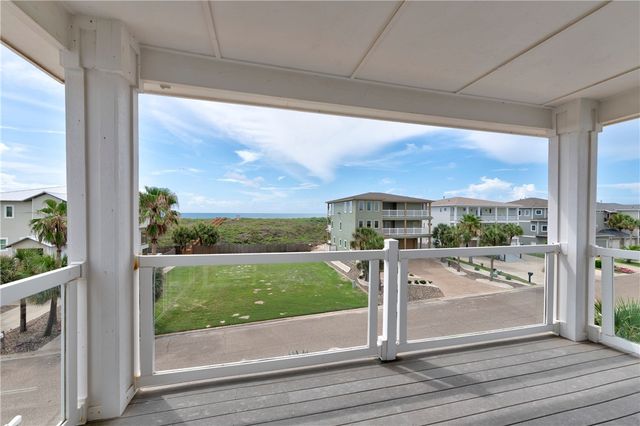 853 Oceanside Dr, Port Aransas, TX 78373