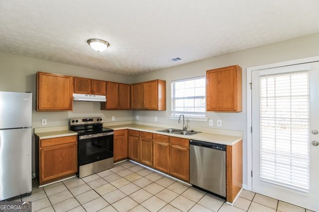 644 Aspen Brook Drive, Mcdonough, GA 30253