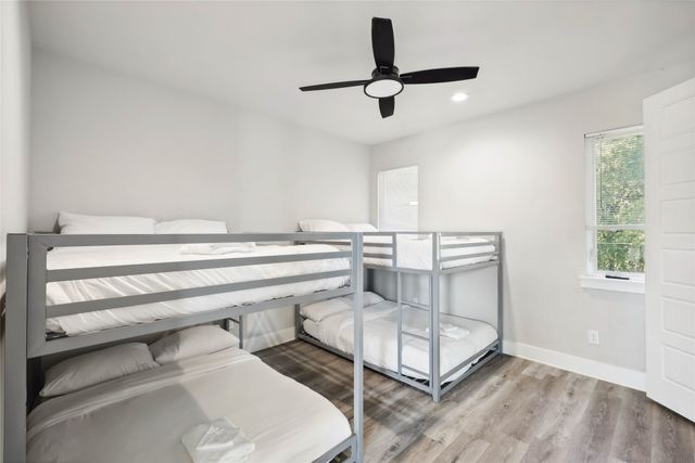 2414 Pennsylvania Avenue, Dallas, TX 75215