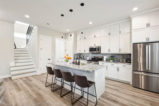 2414 Pennsylvania Avenue, Dallas, TX 75215