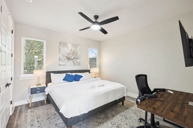 2414 Pennsylvania Avenue, Dallas, TX 75215