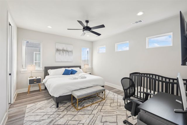 2414 Pennsylvania Avenue, Dallas, TX 75215