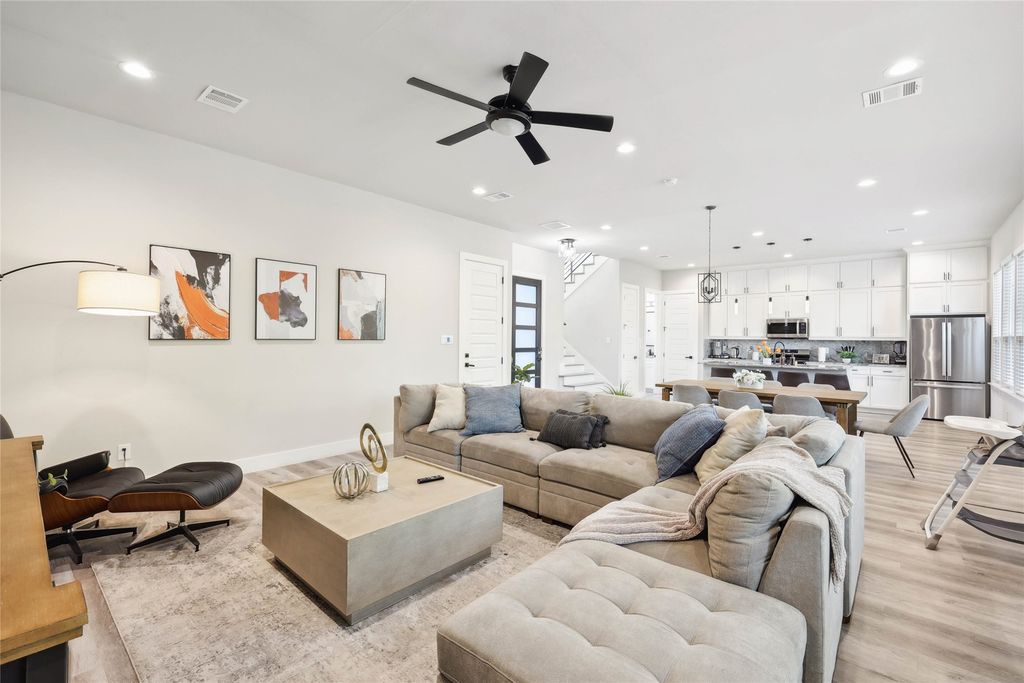 2414 Pennsylvania Avenue, Dallas, TX 75215