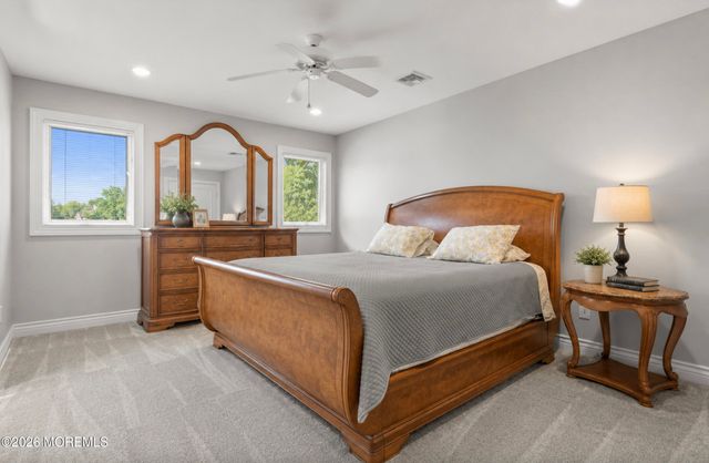 284 Park Avenue, Oakhurst, NJ 07755