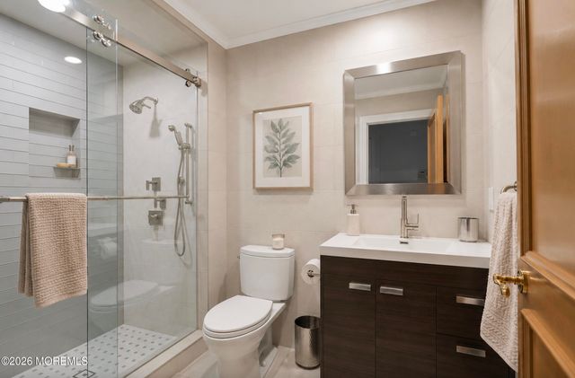 284 Park Avenue, Oakhurst, NJ 07755
