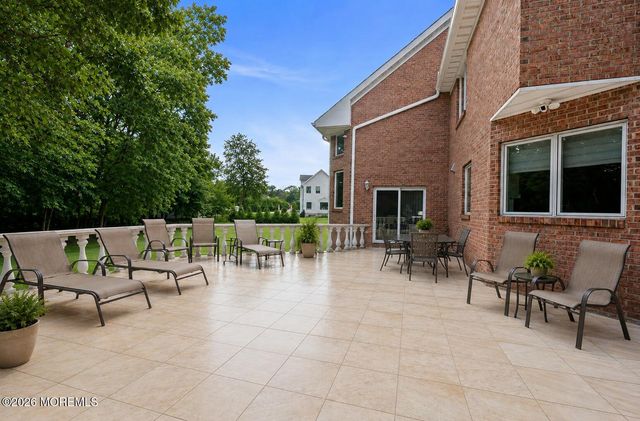 284 Park Avenue, Oakhurst, NJ 07755