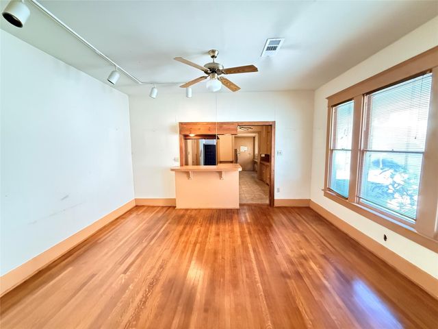 4418 Stanford Street, Houston, TX 77006