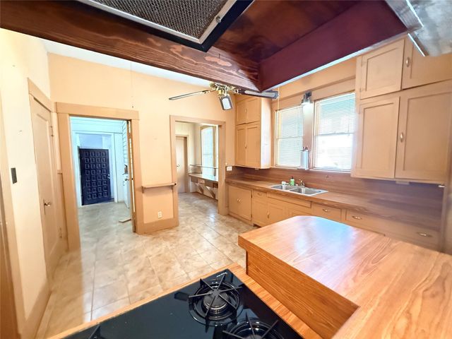 4418 Stanford Street, Houston, TX 77006