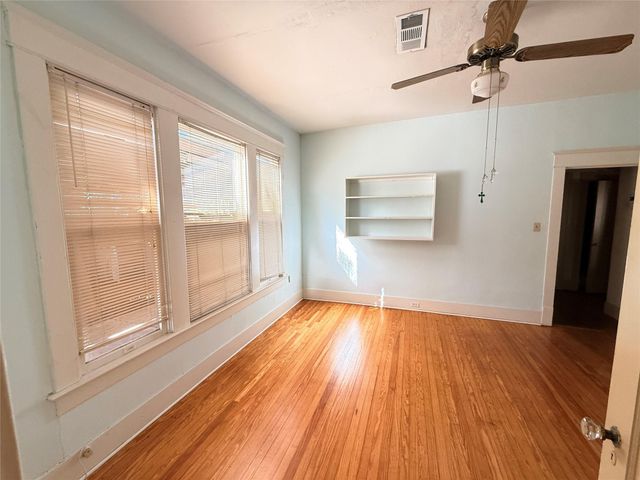 4418 Stanford Street, Houston, TX 77006