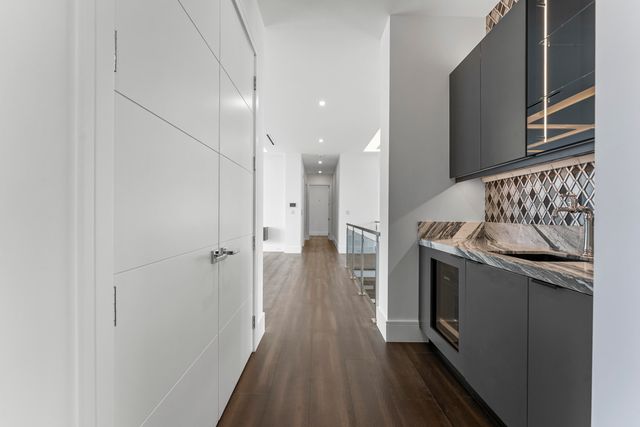 940 Dogwood Drive, Delray Beach, FL 33483