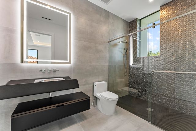 940 Dogwood Drive, Delray Beach, FL 33483