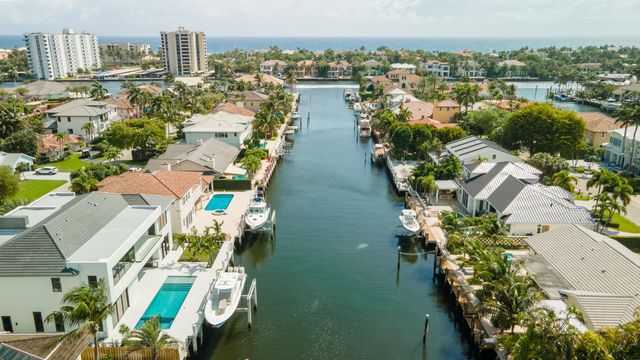 940 Dogwood Drive, Delray Beach, FL 33483