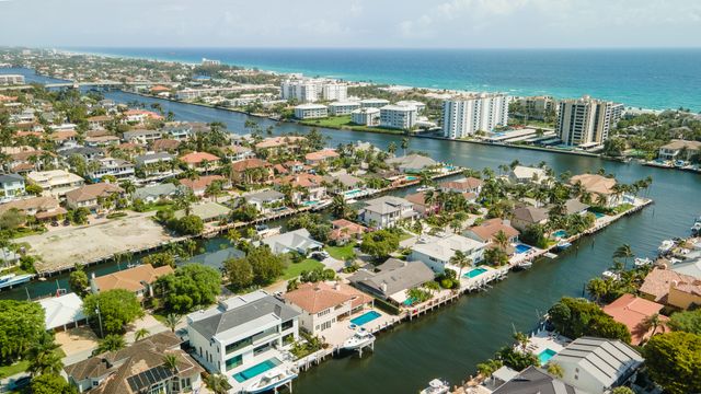 940 Dogwood Drive, Delray Beach, FL 33483