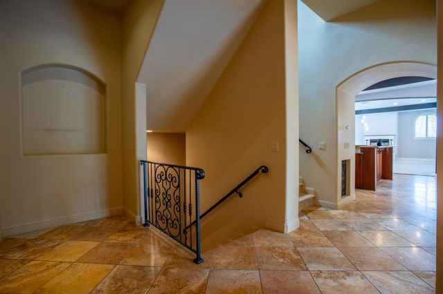 8920 N Seville Cir, Granite Bay, CA 95746