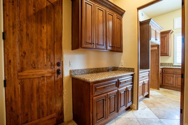 8920 N Seville Cir, Granite Bay, CA 95746