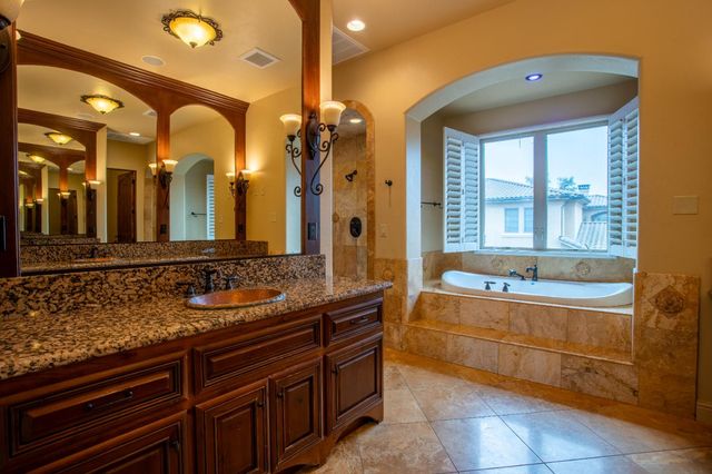 8920 N Seville Cir, Granite Bay, CA 95746