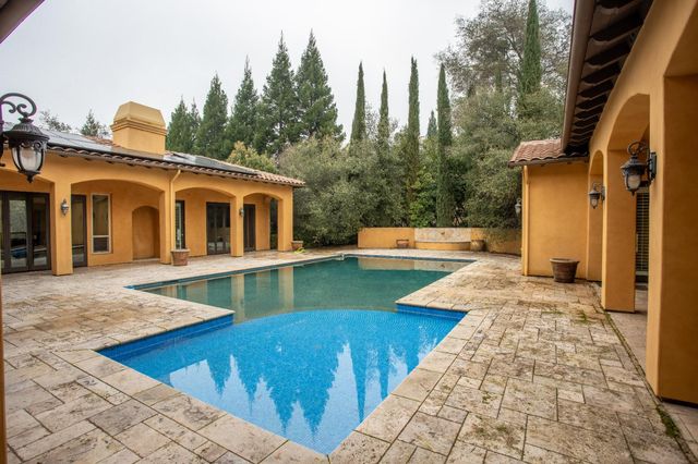 8920 N Seville Cir, Granite Bay, CA 95746