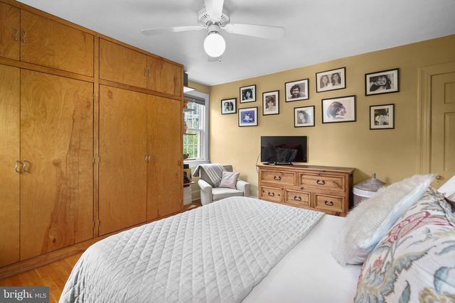 8013 GLENBROOK RD, Bethesda, MD 20814