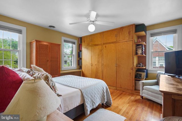 8013 GLENBROOK RD, Bethesda, MD 20814