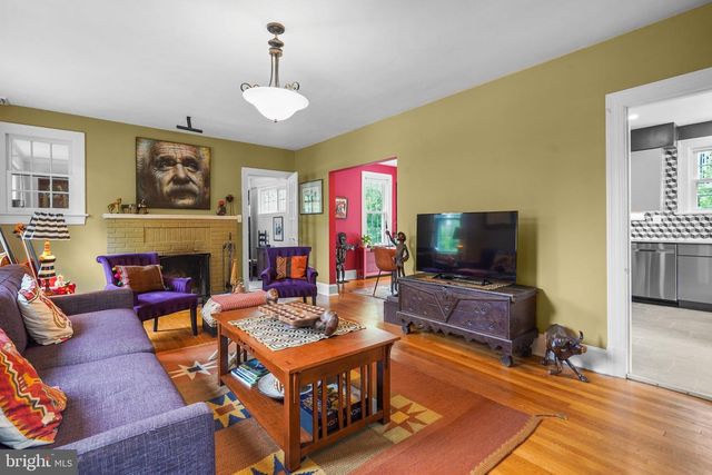 8013 GLENBROOK RD, Bethesda, MD 20814