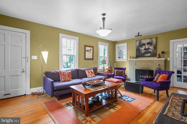 8013 GLENBROOK RD, Bethesda, MD 20814
