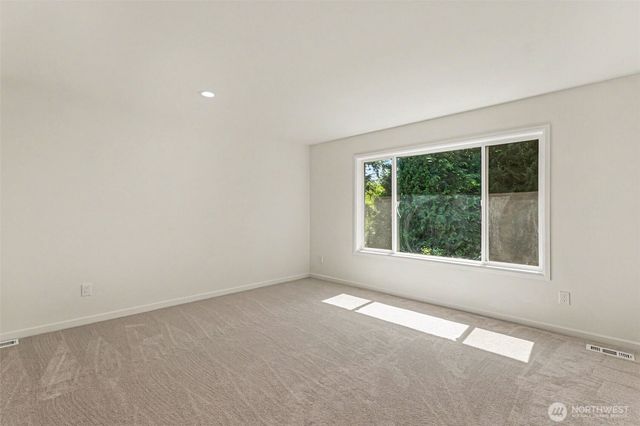 23405 SE 27th Court, Sammamish, WA 98075