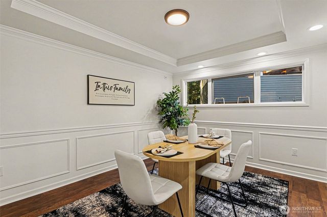23405 SE 27th Court, Sammamish, WA 98075
