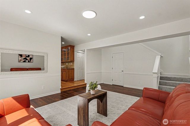 23405 SE 27th Court, Sammamish, WA 98075