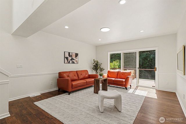 23405 SE 27th Court, Sammamish, WA 98075