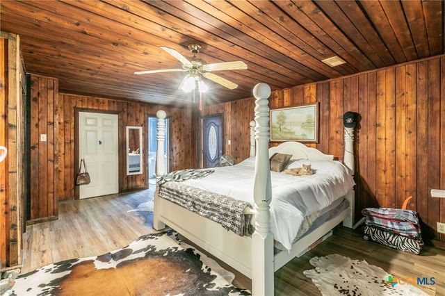 16480 Fm 2268, Holland, TX 76534