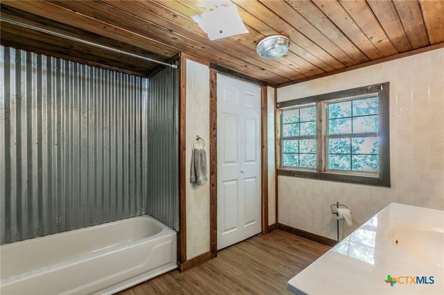 16480 Fm 2268, Holland, TX 76534